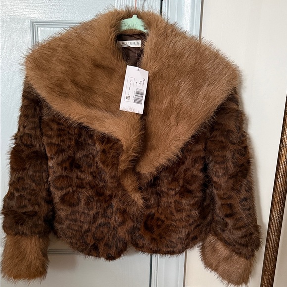 12th Tribe Leopard Print Teddy Jacket - Picture 3 of 4